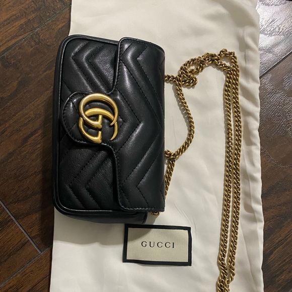 Gucci mini crossbody bag - Picture 1 of 6